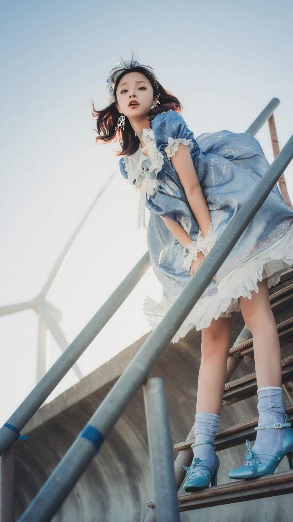 从基辅到巴黎，当里昂带走乌克兰，阿什拉夫在右翼掀起一场无声的闪电战