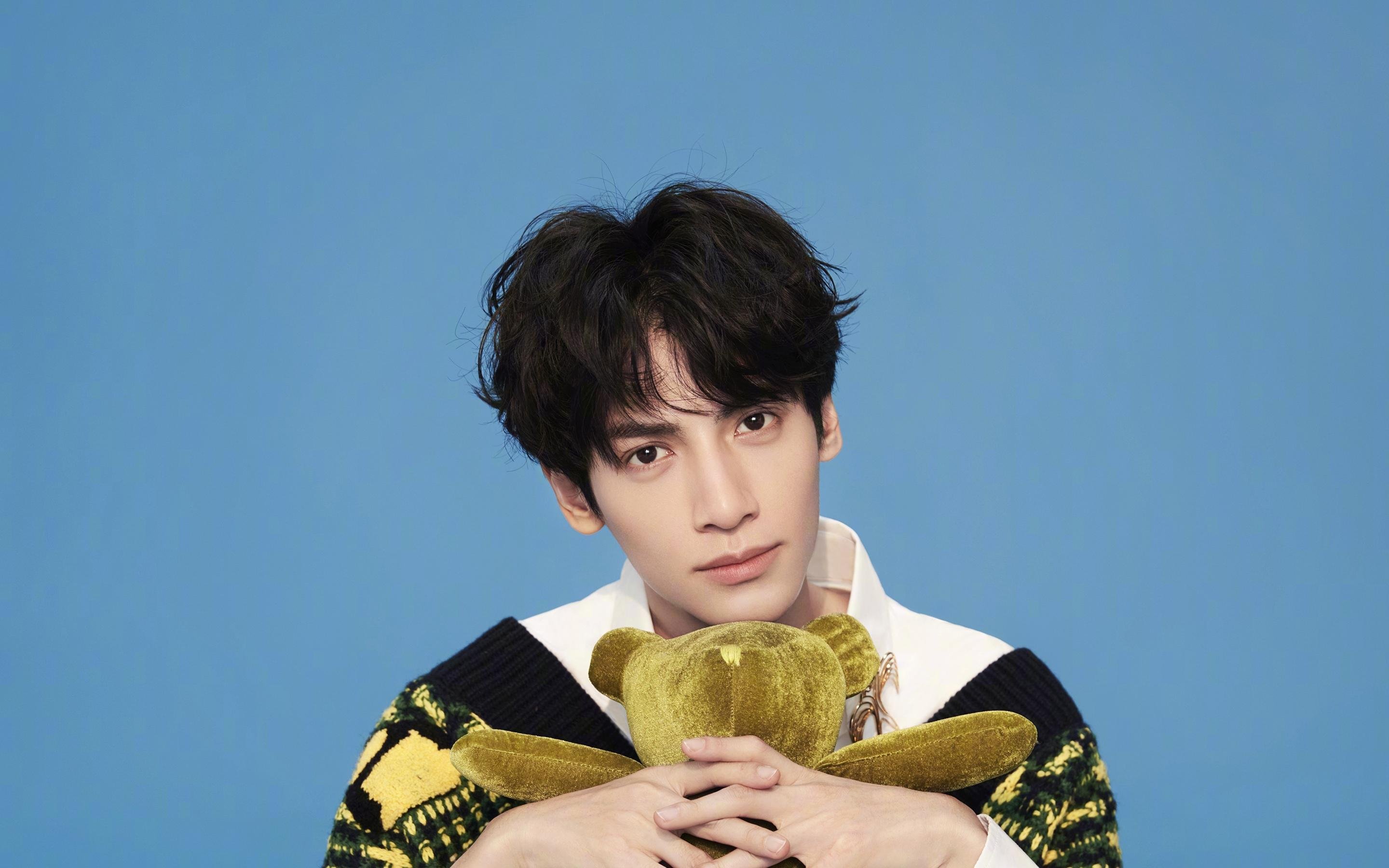 太极虎的亚平宁克星,苏亚雷斯导演红蓝风暴,H组上演唯一压制经典